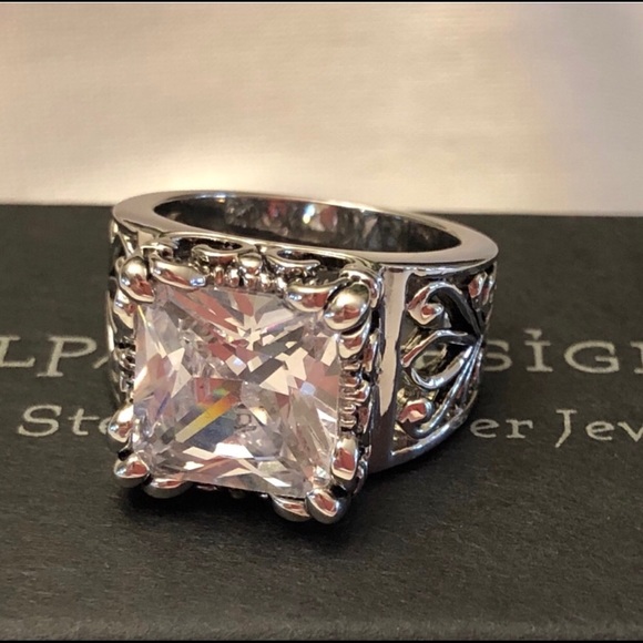 Silpada Jewelry - Silpada ‘Uptown’ Cubic Zirconia Sterling Ring R0981